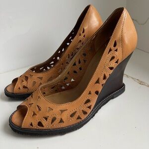 Jocelyn vintage leather Wedge Heels size 9